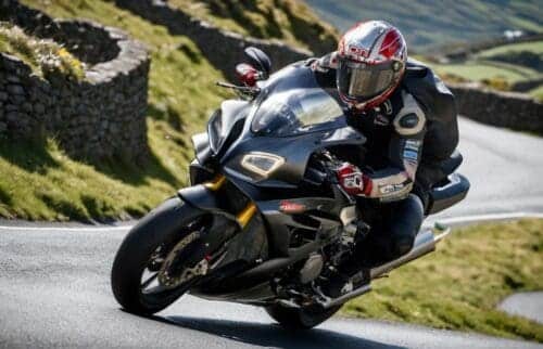 TT Isle of Man Ride on the Edge 2: Conquering the Mountain